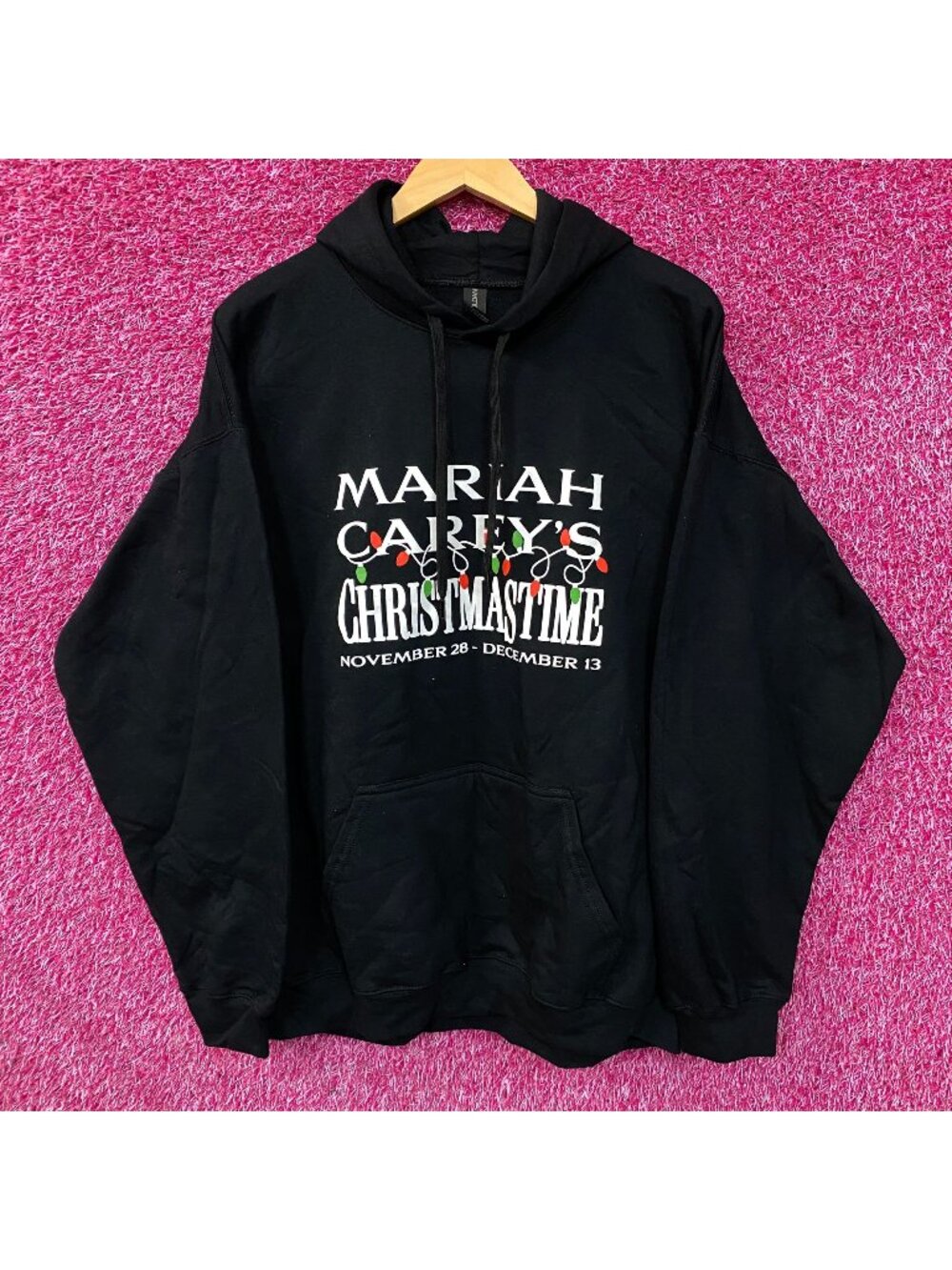 Mariah Carey "Christmastime" Graphic Pullover Hoodie XL